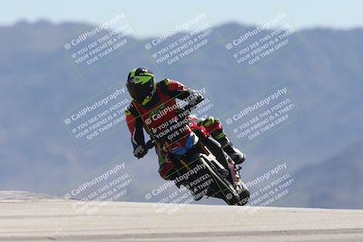 media/Oct-13-2025-Moto Forza (Mon) [[a66d839500]]/3-B Group/Session 4 (Turn 9)/